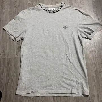 LACOSTE 라코스테 로고 넥 T셔츠 그레이