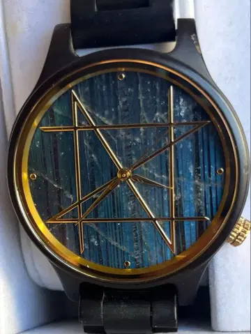 NOZ 손목시계 래브라도 라이트 42mm 쿼츠 손목시계
