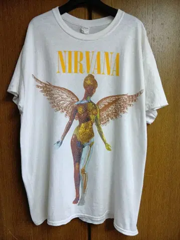 NIRVANA In Utero 티셔츠