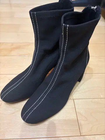 ZARA 자라 숏부츠