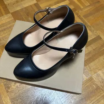 하이힐 펌프스 통굽 26.0 10cm 힐