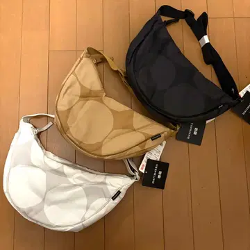 새상품 UNIQLO x 마리메꼬 미니 숄더 3종 세트