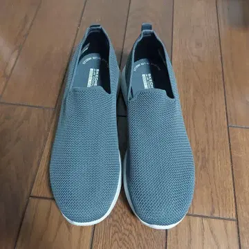 새상품 스케쳐스 슬립온 28cm 에어 쿨드