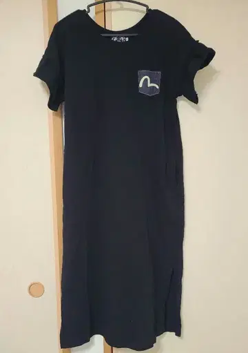 EVISU 데님 포켓 반팔 롱 원피스 블랙