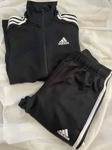 adidas 여성용 상하의 세트