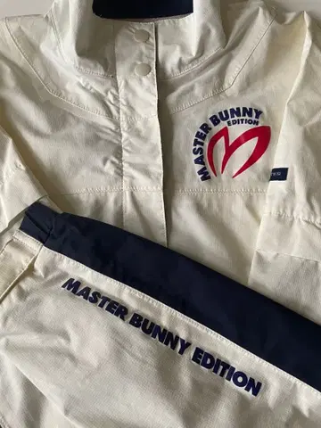 MASTER BUNNY EDITION 우비 셋업