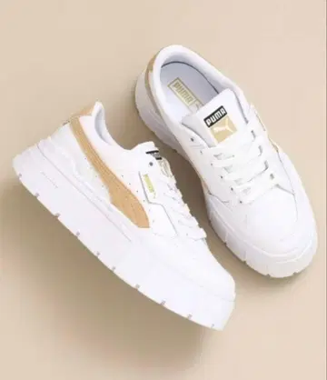 PUMA 통굽 스니커즈 화이트 베이지