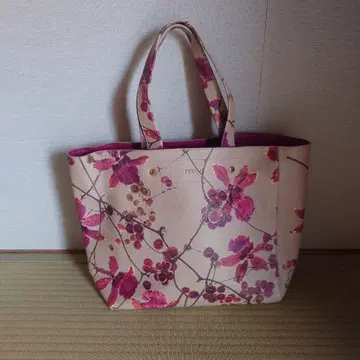 새상품급 FURLA 훌라 니콜라이버그만 콜라보 꽃무늬 토트백 (대)