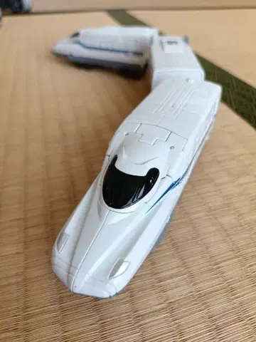 신칸센 변형 로봇 신카리온 Z N700A 노조미 본체