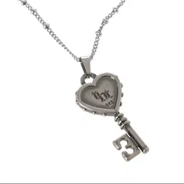 threetimes Eternal necklace 목걸이 시즈니룩