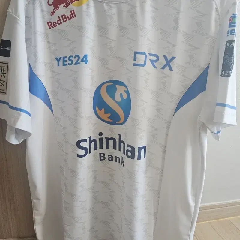 DRX 유니폼 2022