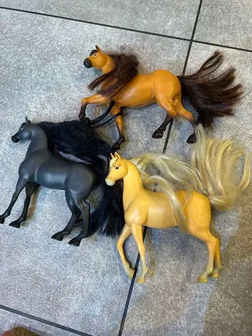 Spirit Riding Free 말 피규어 3체 세트