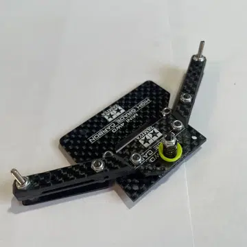 미니 사륜구동 13mm 롤러용 리어 앵커 타미야 정품 카본