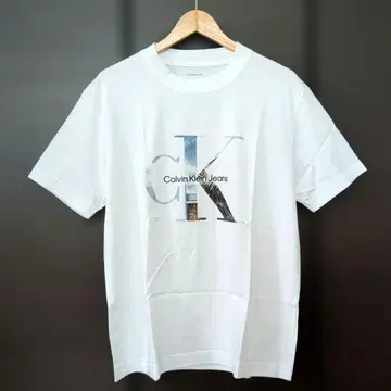 미사용 새상품 택 포함 Calvin Klein Jeans T셔츠 화이트