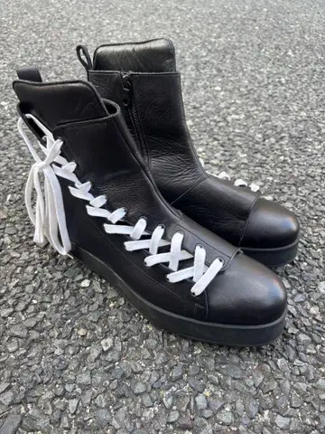 [ NO ID. ] 하이컷 사이드 레이스업 부츠 가격 인하 가능!