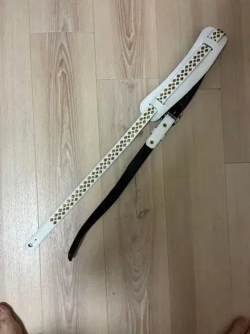 모던 파이리츠 기타 스트랩