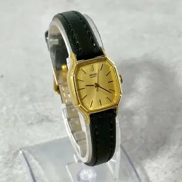 엘레강트 SEIKO 쿼츠 손목시계 골드 팔각형 여성용