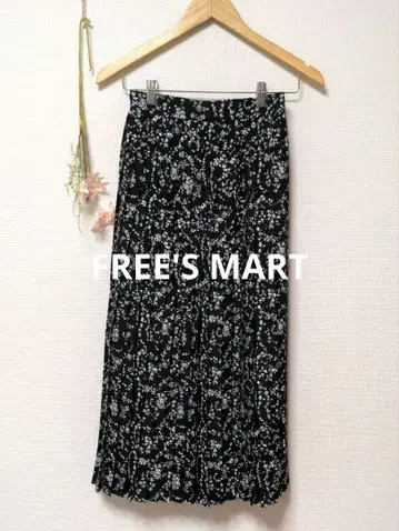 FREE'S MART 프리즈마트 꽃무늬 플리츠 스커트