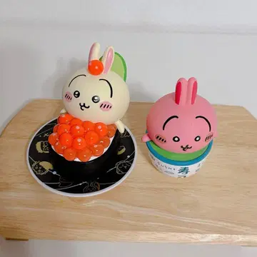 치이카와 (먼작귀) 스시 피규어 연어알 토끼 세트