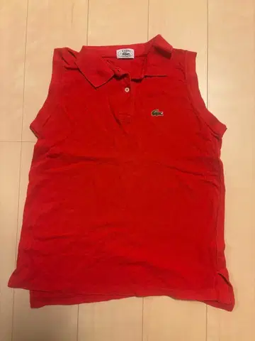 LACOSTE 슬리브리스 피케 셔츠 빨간색