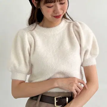 MAJESTIC LEGON 하프 슬리브 샤기 니트 아이보리