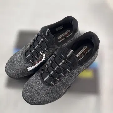 SKECHERS WIDE FIT 메모리폼 스니커즈