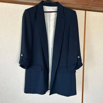 ZARA 네이비 테일러드 자켓 7부 소매