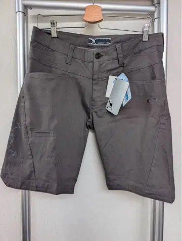 OAKLEY 숏팬츠 그레이 34인치
