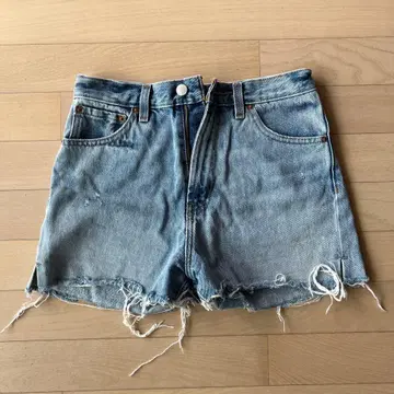 [어반 아웃피터스] 데님 숏팬츠 26인치