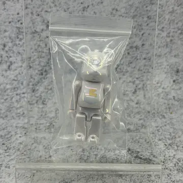 ベアブリック42弾ベーシックE