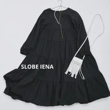 SLOBE IENA 티어드 원피스 블랙 개더 플레어