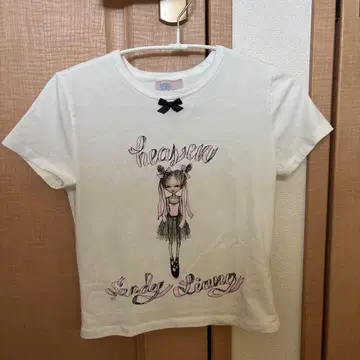 Heaven by Marc Jacobs 샌디 리앙 티셔츠