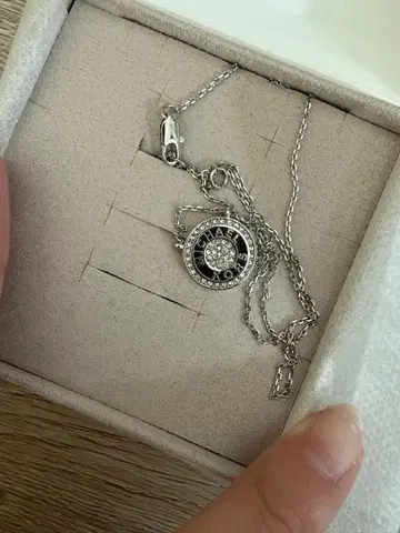 MICHAEL KORS 목걸이