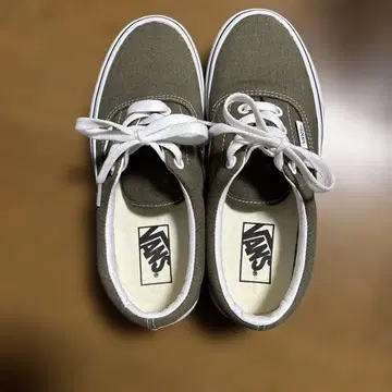 VANS 에라 올리브 캔버스 스니커즈 23.5cm
