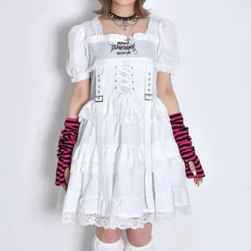 서브컬쳐 자수 레이스업 벨트 원피스(WHITE)