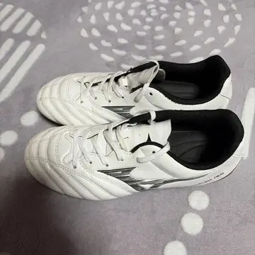 MIZUNO MONARCIDA NEO 축구화