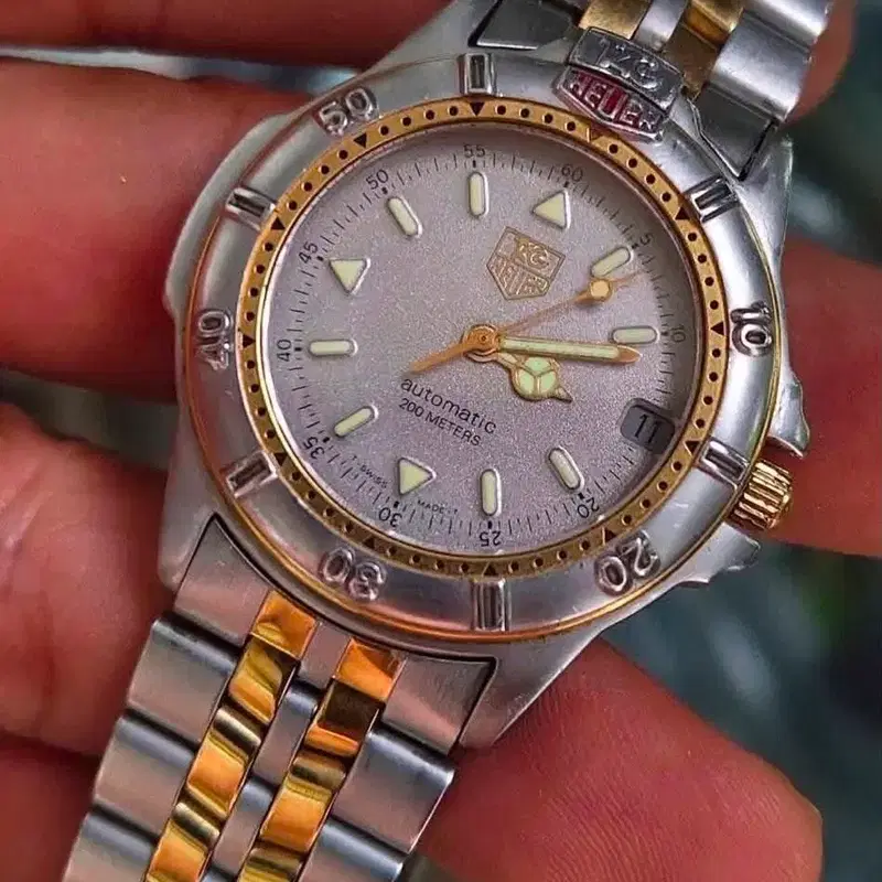 태그호이어 아쿠아레이서 콤비 자동 200미터 35.5mm
