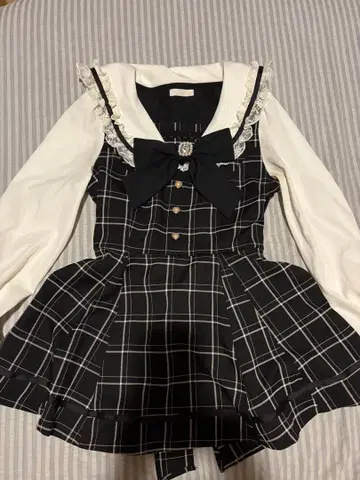 리즈리사 세일러 카라 셋업