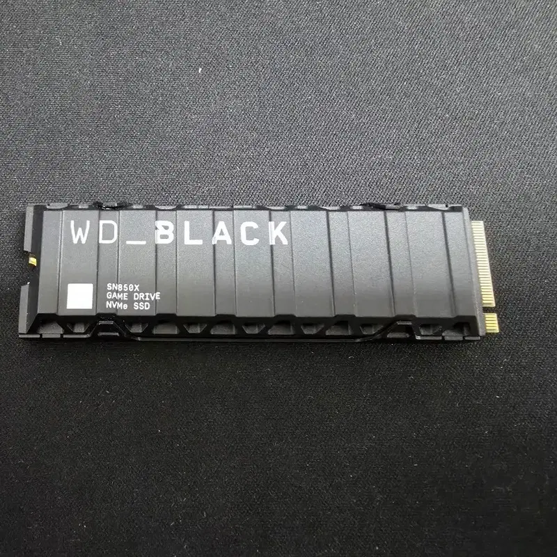 WD_BLACK SN850 2TB NVMe SSD (상태 최상, 100%