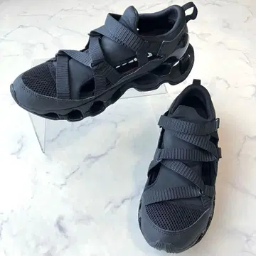 미즈노 웨이브 프로페시 스트랩 26.5cm 블랙