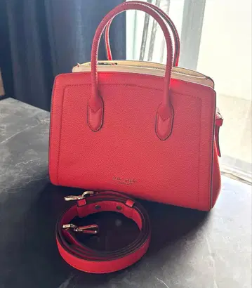 미사용 Kate spade 숄더백 레드 계열