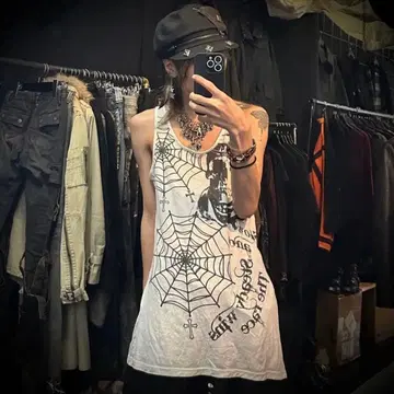 스컬 비대칭 탱크 ifsixwasnine LGB KMRii