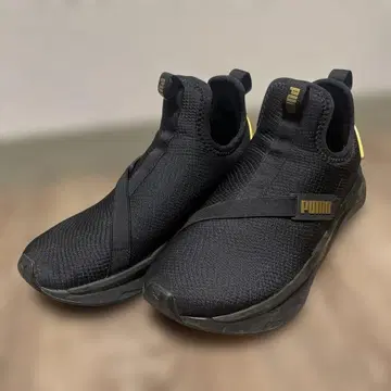 PUMA 스니커즈 블랙 골드