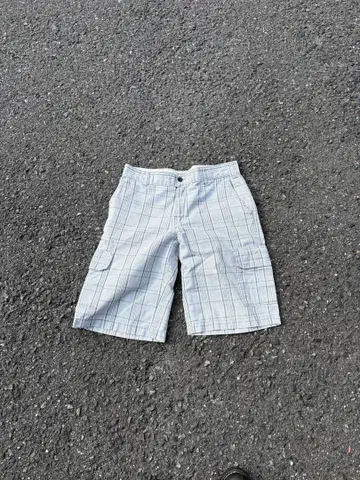 Dickies 체크 무늬 카고 숏팬츠