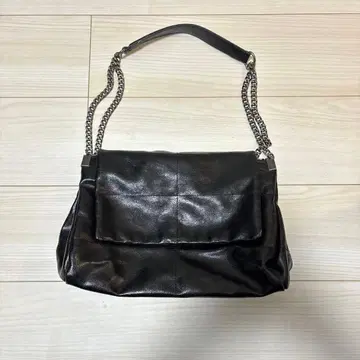 [새상품급] ZARA 락 플랩 숄더백