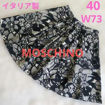 새상품급 모스키노 치프&시크 꽃무늬 플레어 스커트 모노톤 40