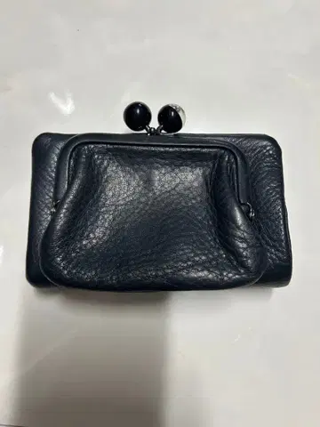 소가죽 가마구치 접이식 지갑 ear PAPILLONNER 블랙