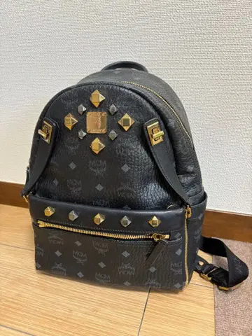 MCM STARK S 사이즈 백팩 블랙