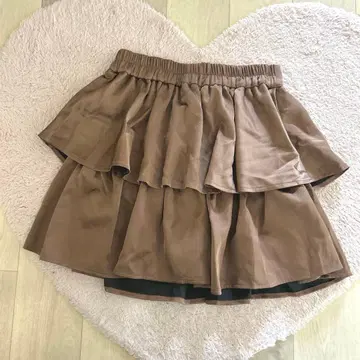 치코 새틴라이크 프릴 티어드 미니 스커트 이너 팬츠 포함 양산형