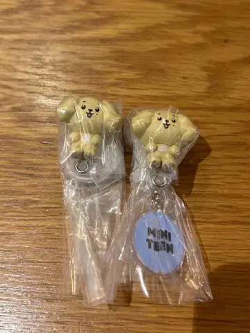 MINITEEN 도어 도겸 키링 2개 세트
